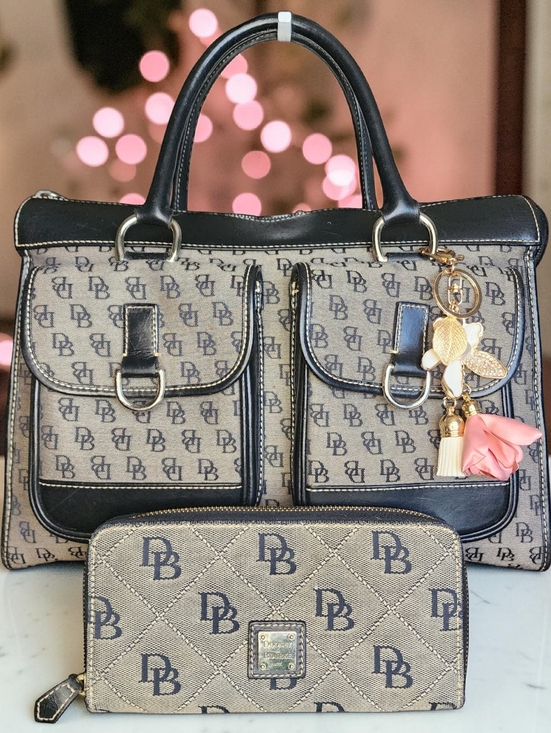 Dooney & Bourke Handbags - Dooney & Bourke Vintage Large Double Pocket Tote & Matching Milly Maxi Wristlet
